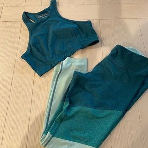 Outdoor voices green set